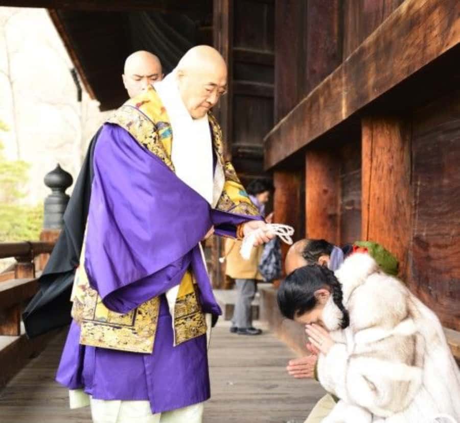 From Tokyo: Snow Monkey & Zenko-ji Temple Private Tour - An in-depth look at the tour experience