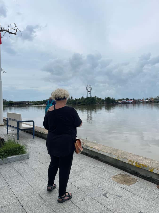 Kampot: City Tour with Salt Farm and Fishing Village - Key Points