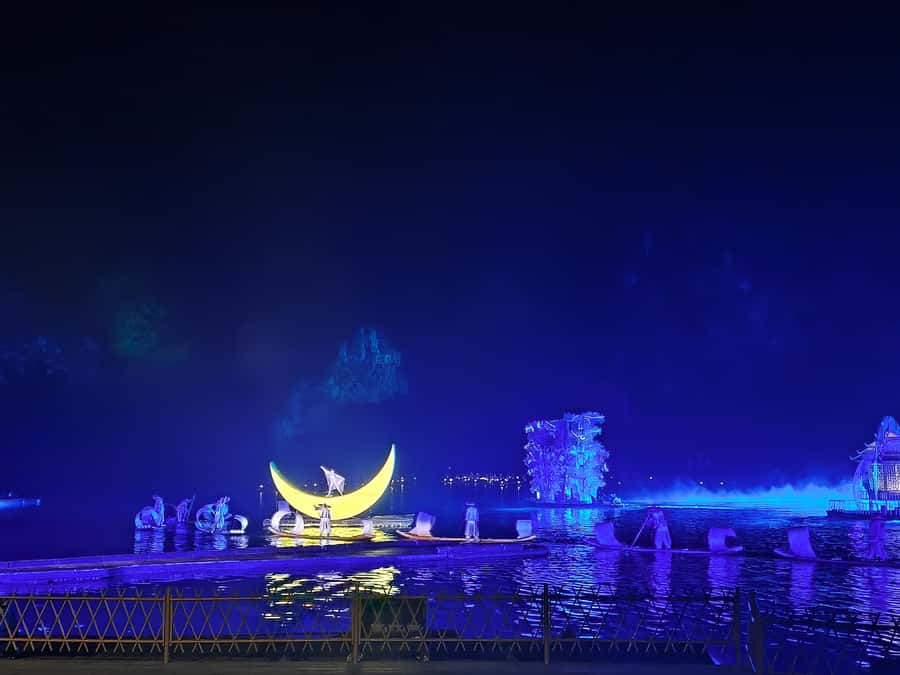 Yangshuo: Cuiping Wuzhishan & Moon Mountain Tour - The Cultural Touch: "Impression of Liu Sanjie" Performance