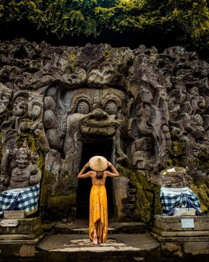 Bali: Pura Pencampuhan Sala & Goa Gajah Temple Tour - Exploring the Day in Detail