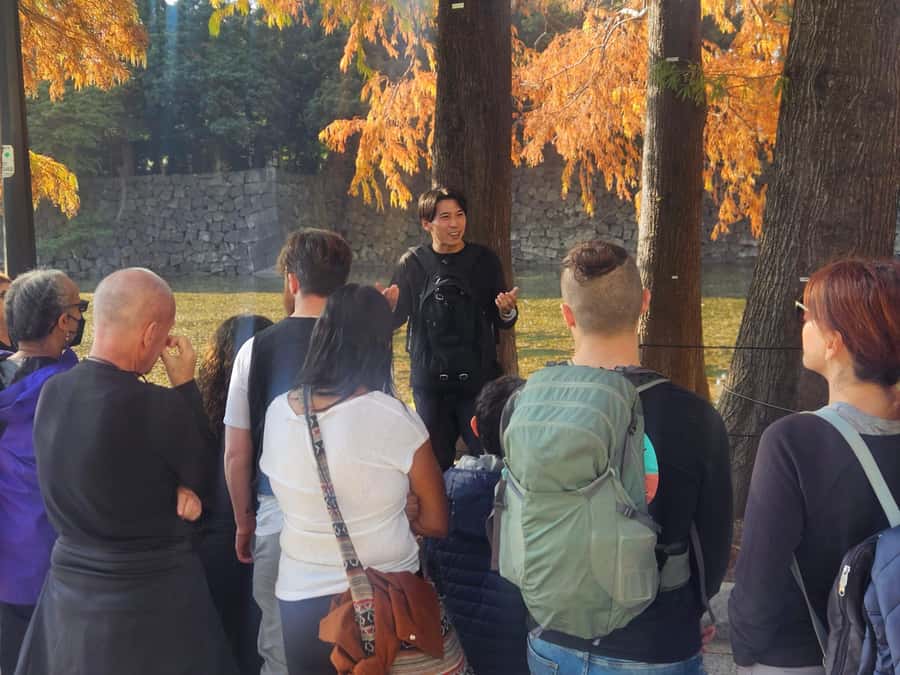 Tokyo: Imperial Palace-Unveiling Emperors & Samurai Stories - An In-Depth Look at the Tour Experience