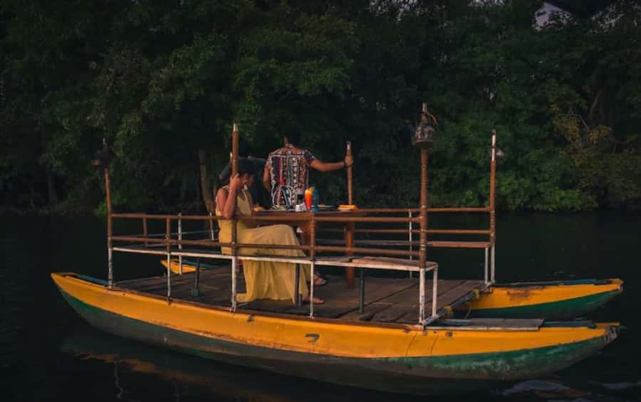Mahiyanganaya: Sorabora Lake Floating Dinner & Cocktail - Good To Know