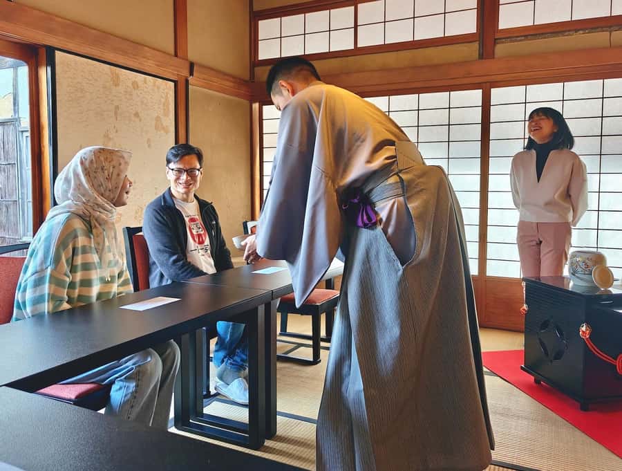 Hands-on Table-Style Matcha in 150-Year-Old Kyoto Machiya - What to Expect During the Tour