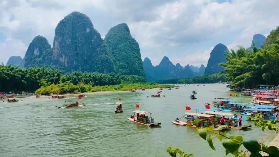 Li River Bamboo Raft, Xianggong Mountain & Xingping tour - Good To Know