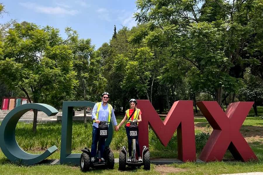 Mexico City: Polanco & Chapultepec Park Segway Tour - Exploring Mexico City on a Segway: A Practical Guide