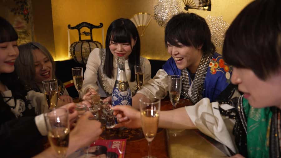 Shinjuku Washoku & Concept Café Tour - A Complete Breakdown of the Experience