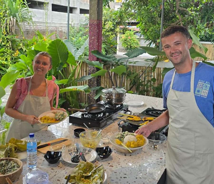 Lombok: Cooking Class Lombok Cuisine with Documentation - Key Points