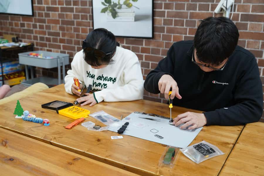 Tokyo: CASIO Watch Customization Workshop in Akihabara - Detailed Breakdown of the Experience