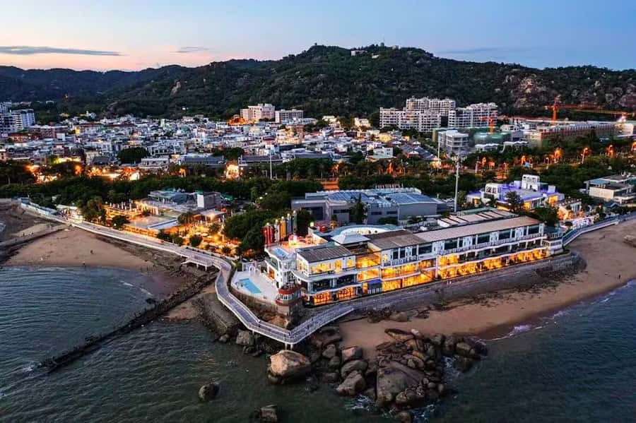 Xiamen In-Depth Day Tour: Mountains, Sea & Heritage - Transportation and Logistics
