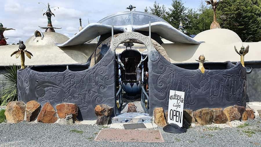 Northland Hidden Gems: Glowworm Cave, Beach & Art Café - FAQ