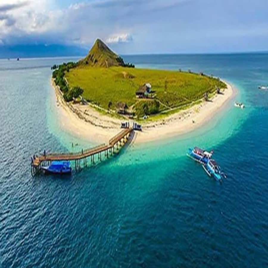 Lombok: Kenawa & Moyo Islands 2-Day Tour with Meals - Who Is This Tour Best For?