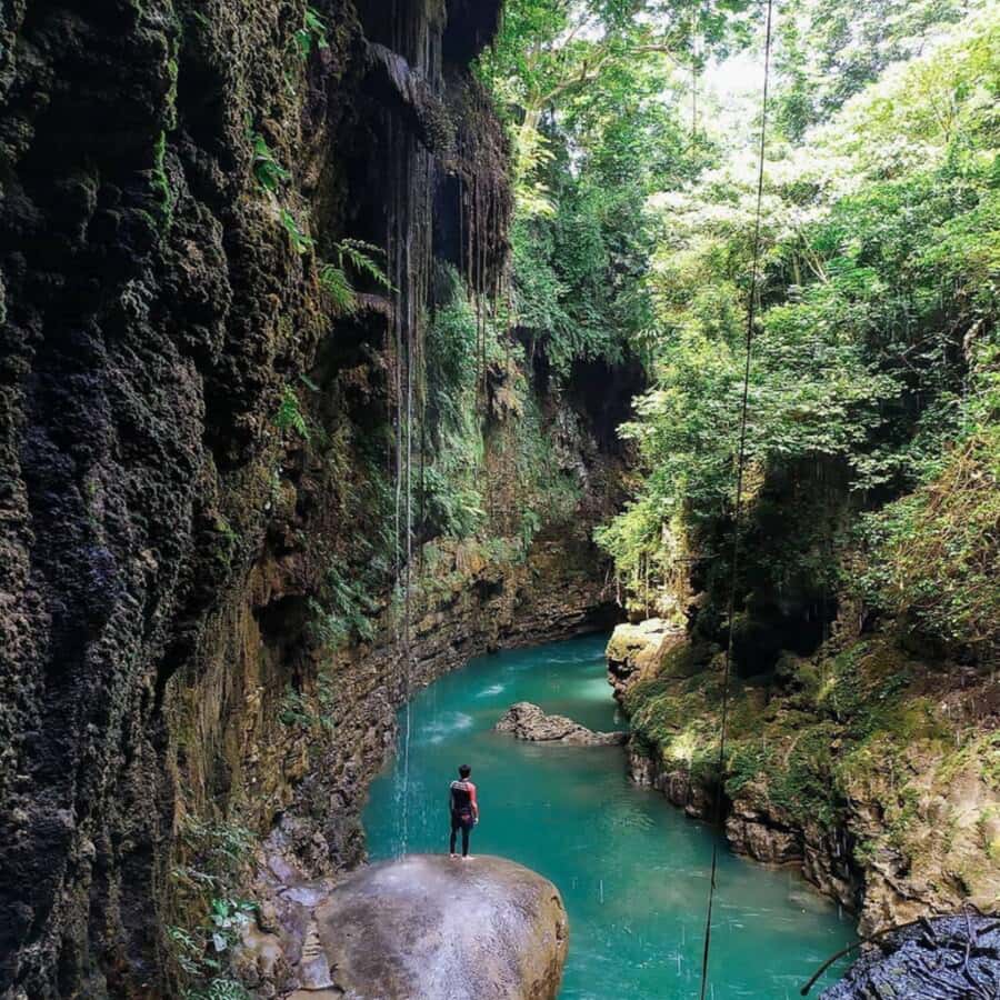 Pangandaran: Batu Karas Beach and Green Canyon Tour - Good To Know  