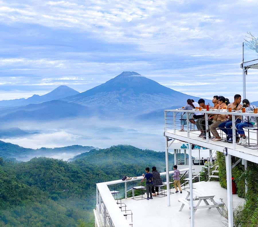 Yogyakarta: Manoreh Sunrise, Borobudur & Prambanan Temple - FAQs