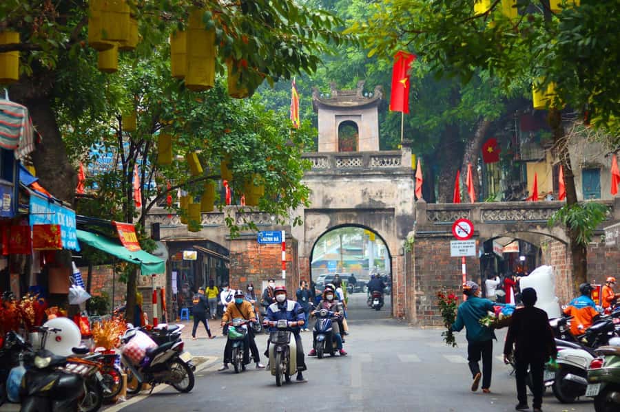Hanoi Walking Tour: 1,000-Year of Soul & Citadel Entry - Key Points