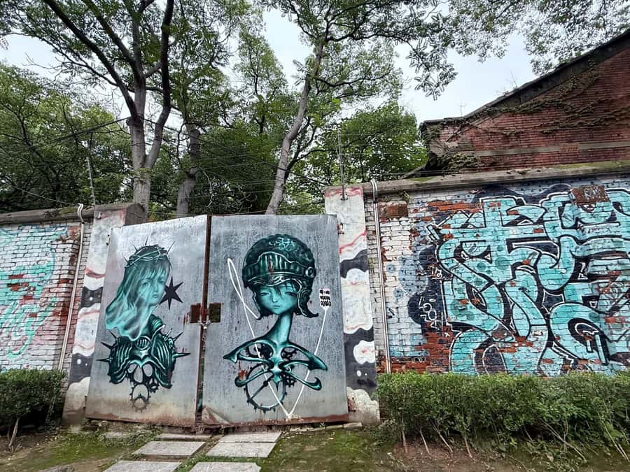 Wuhan After Dark: Industrial Relics & Air-Raid Tunnels Tour - Summary of Who This Tour Is Best For