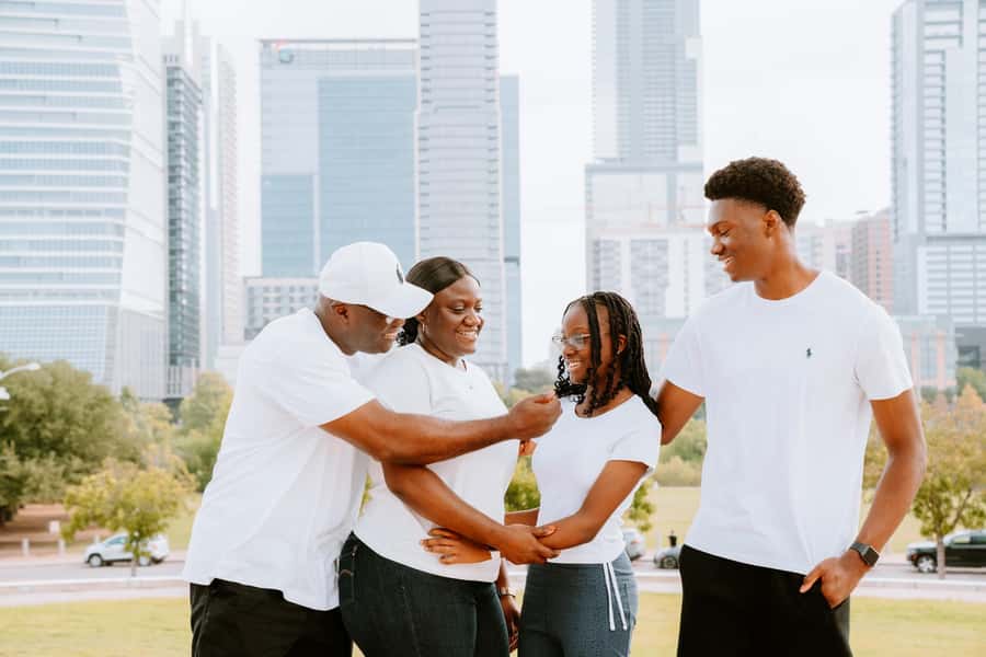 Private Vacation Photoshoot with Photographer in Cleveland - An Insiders Look at the Cleveland Photoshoot Experience