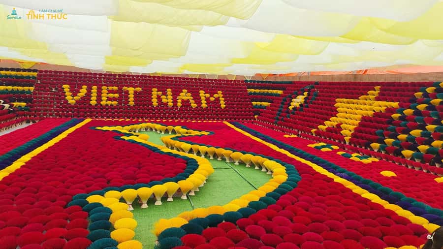 Hanoi: Hat, Incense Village or Tam Chuc World Biggest Pagoda - Who Will Love This Tour?