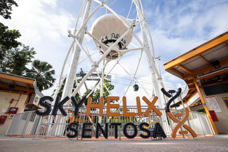 Sentosa Island:SkyHelix with Cable Car/Wings of Time or both - Key Points