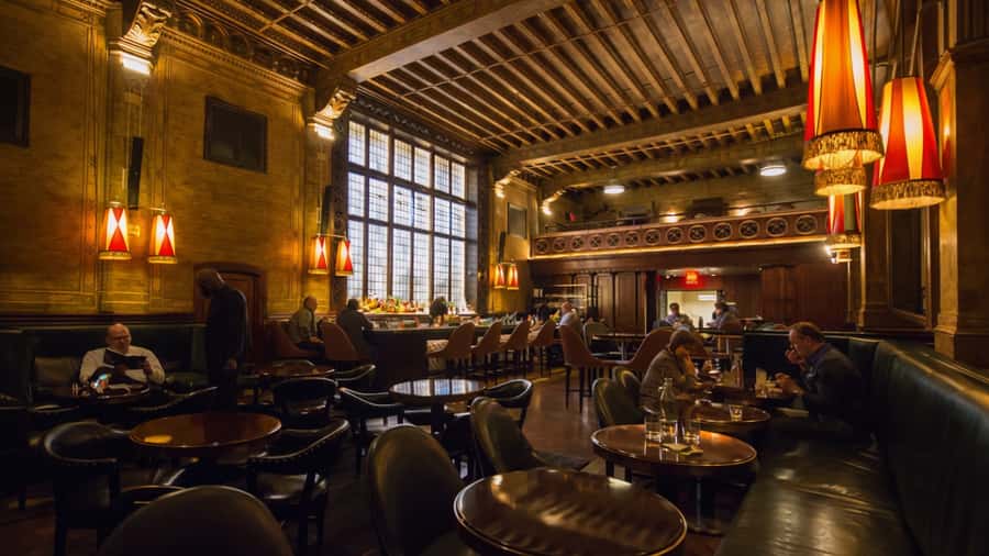 NYC: John Wick 2 Special Filming Locations Pedicab Tour - First Stop: The Plaza Hotel – The Iconic Continental