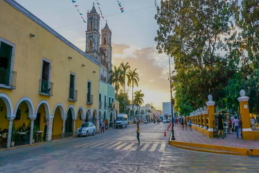 Valladolid: Panoramic Sightseeing Tour Bus - Discovering Valladolid from the Comfort of a Bus