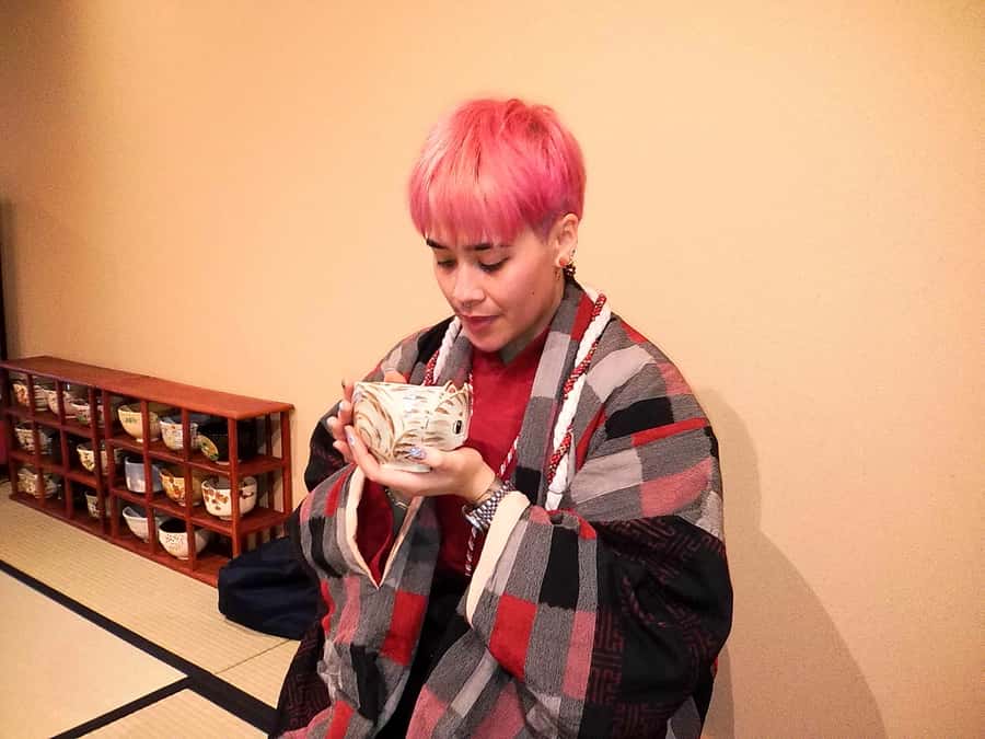 Tokyo: Shinjuku Matcha Preparation Experience with Host - The Experience: A Closer Look