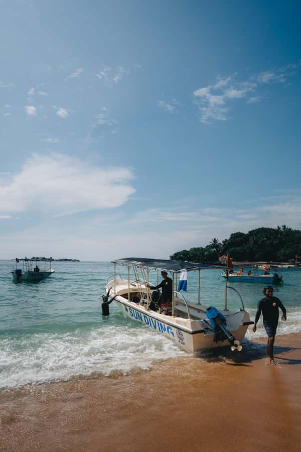 Unawatuna: Fun Dive with Gear and Guide for Certified Divers - What to Expect from Your Unawatuna Dive Experience