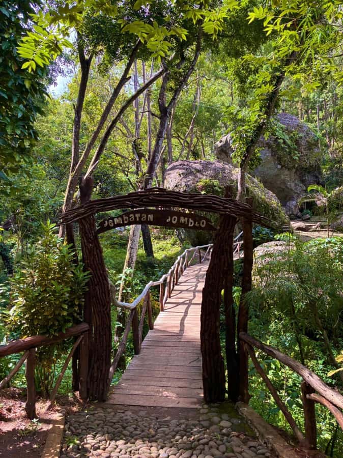 Yogyakarta: Seribu Batu Songgo Langit Sunrise Tour - Exploring the Area Post-Sunrise