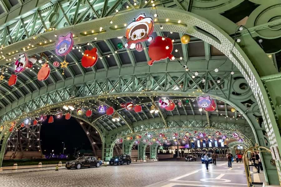 Romantic Encounters with Your Beloved at The Parisian Macao - Key Points