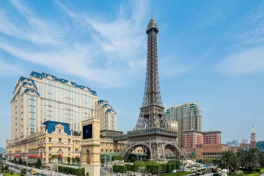 Romantic Encounters with Your Beloved at The Parisian Macao - A Complete Breakdown of the Experience
