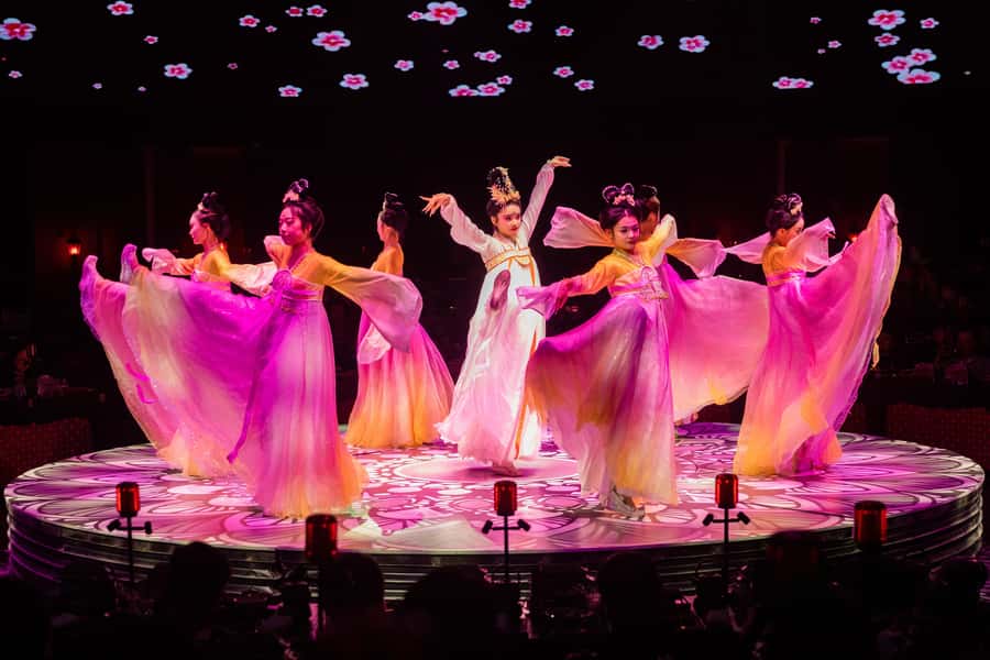 Xi'an: Tang Dynasty Dinner Show with Hanfu Costume - FAQs