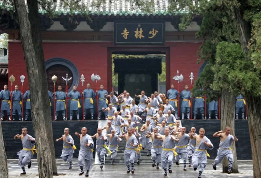 Luoyang/Zhengzhou to Shaolin temple +kongfu training tour - Practical Details and Tips