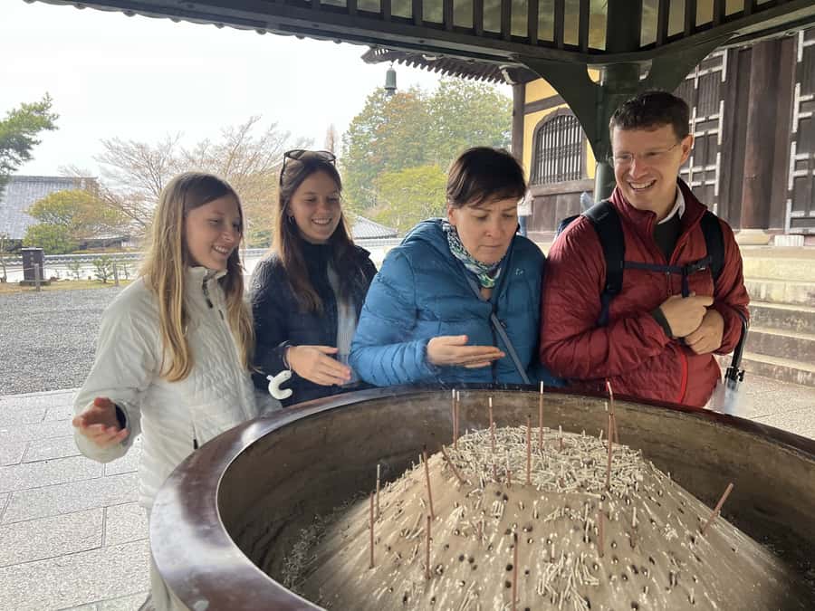 Kanazawa: Higashi Chaya District Guided Walking Tour - Key Points