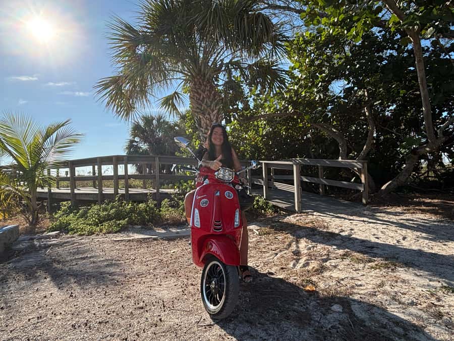 St. Petersburg: Guided Vespa Beach Tour With Curated Stops - An In-Depth Look at the Vespa Beach Tour