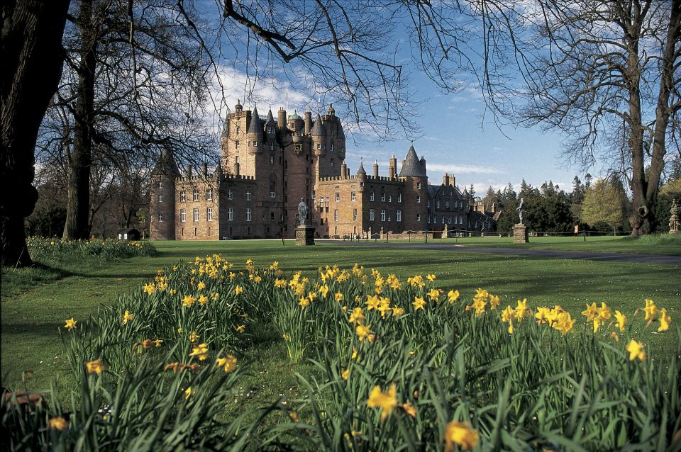 From Edinburgh: Glamis and Dunnottar Castles Tour in Italian - From Edinburgh: Glamis and Dunnottar Castles Tour in Italian