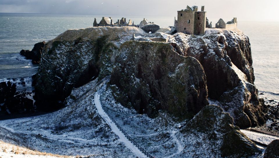 From Edinburgh: Glamis and Dunnottar Castles Tour in Italian - What’s Included and What’s Not