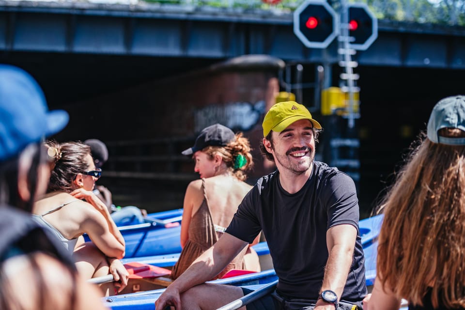 Berlin: Guided Tour by Canoe - Key Points