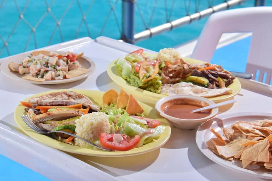 Cancun: Isla Mujeres Full Day Dancer Cruise - Key Points