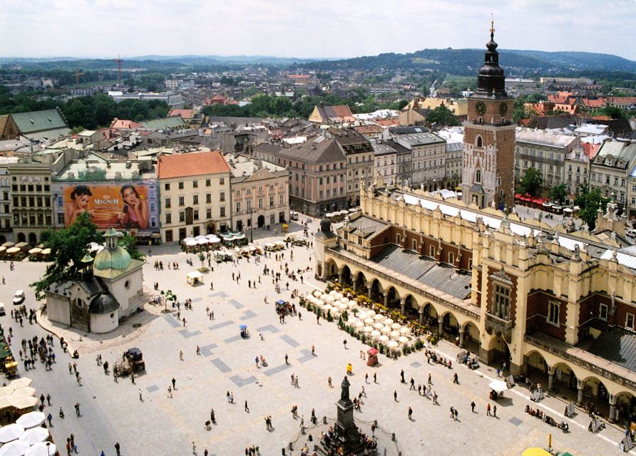 Krakow: Highlights of Old & New Town Private Walking Tour - Connecting Past and Present