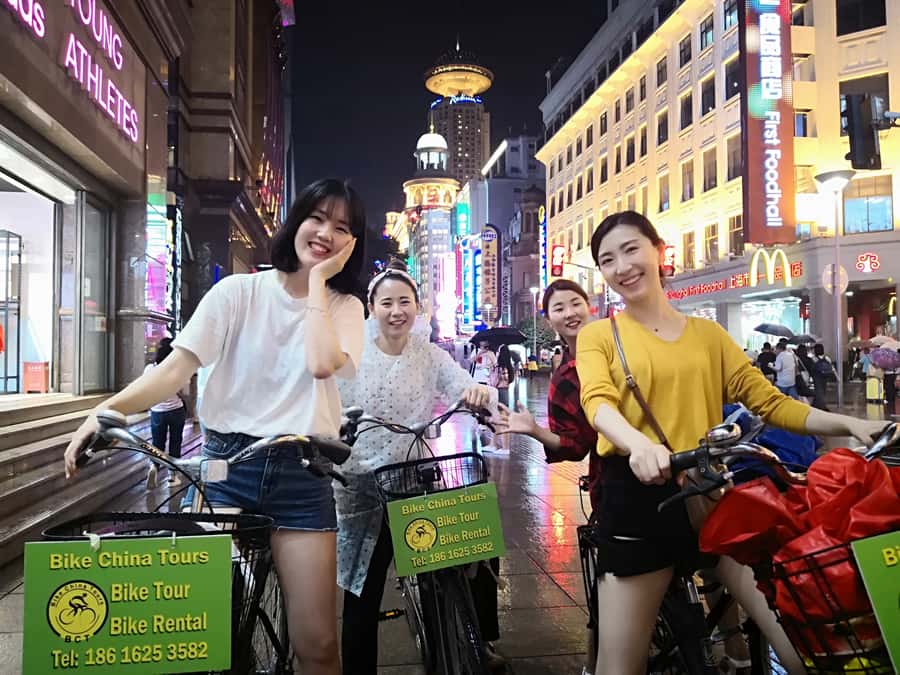 Shanghai: Nightlife Adventure and Tasting Bike Tour - Key Points
