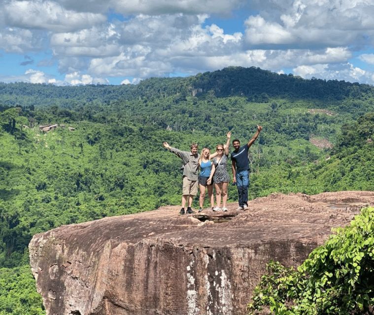 Phnom Kulen Waterfall & the Sacred 1000 Lingas (with Lunch) - The Reclining Buddha & Pagoda at the Summit