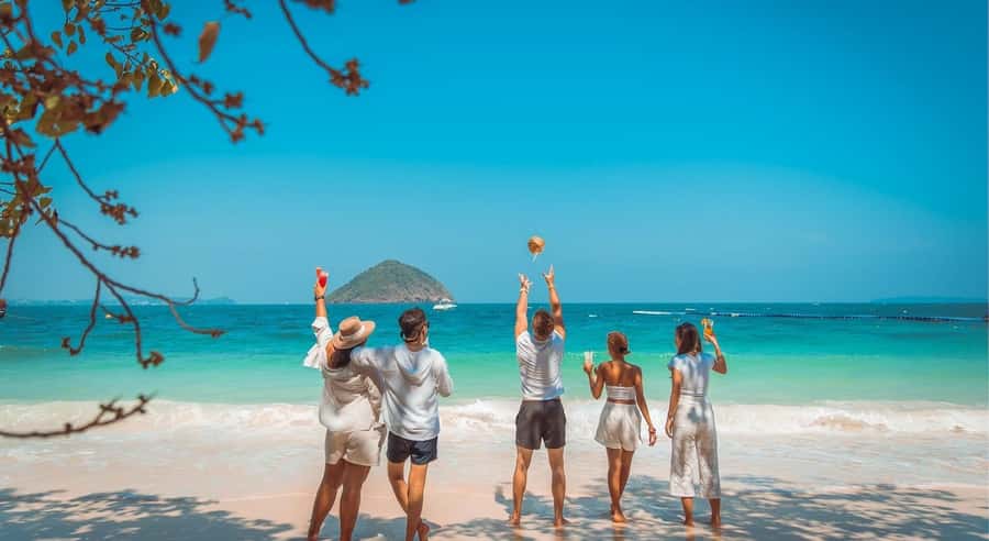 Banana Beach at Koh Hey: Phukets Speedboat Paradise - An In-Depth Look at the Experience