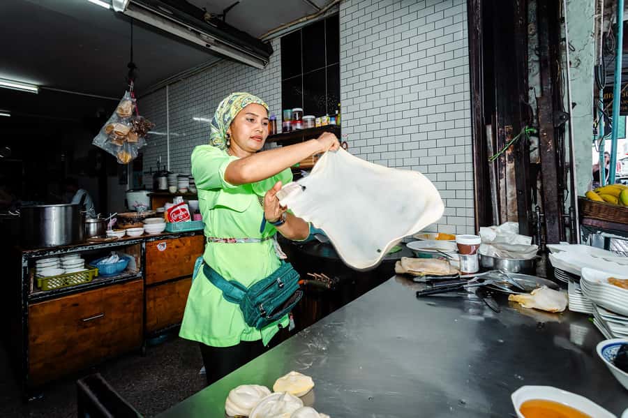 Phuket: Old Town Food Tour - 15 Tastings & Local Guide - Introduction: Why This Food Tour Stands Out