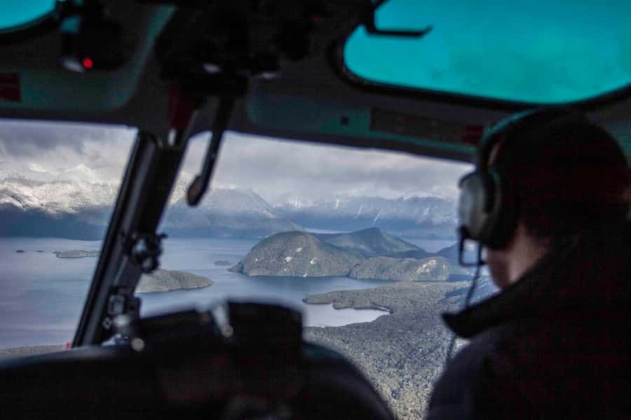 Te Anau: Fiordland Helicopter Flight with Alpine Landing - The Scenic Highlights from the Air