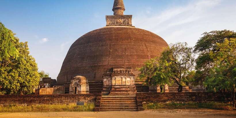 From Negombo: Full-Day Unesco City of Anuradhapura Trip - An In-Depth Look at the Anuradhapura Full-Day Tour