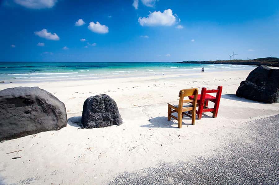 Jeju: Premium Small Group UNESCO Day Tour - East Coast - Seongsan Sunrise Peak: A Volcano Crater and Scenic Hike