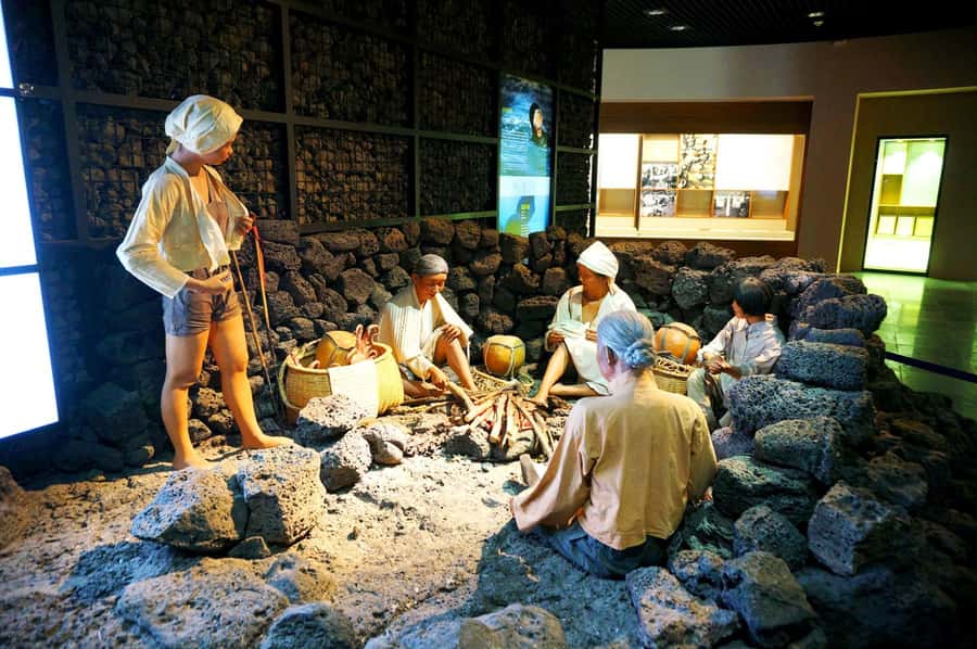 Jeju: Premium Small Group UNESCO Day Tour - East Coast - Practicalities and Tips