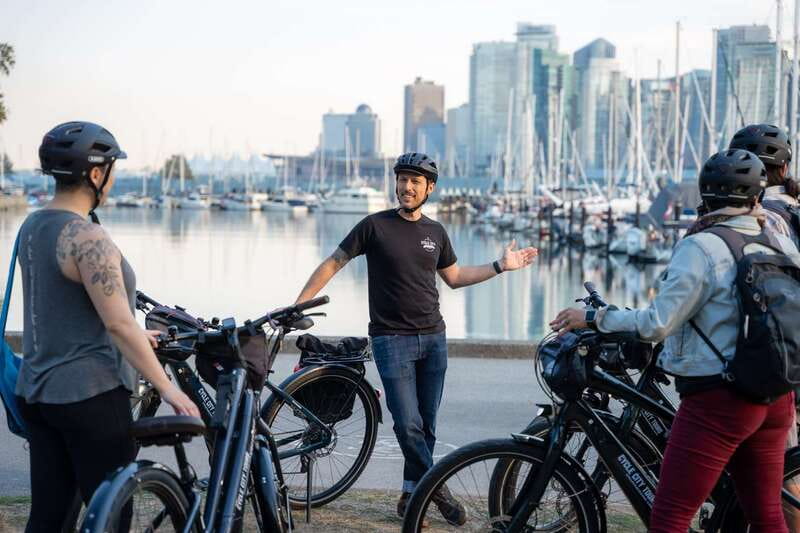 Vancouver: Guided Bike Tour - Cycling Along False Creek and Beyond