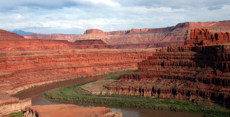 From Moab: Canyonlands 4x4 Drive and Colorado River Rafting - What Makes This Tour Stand Out?