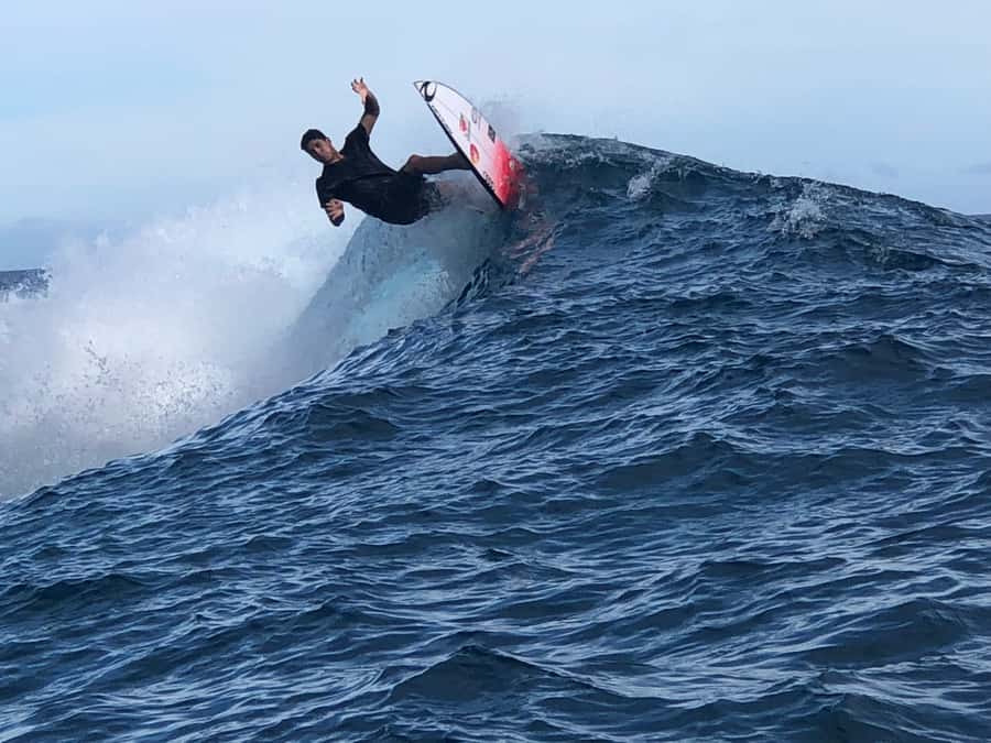 Teahupoo : First row Tahiti Pro taxi boat Tour - The Itinerary in Detail