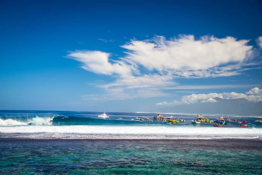 Teahupoo : First row Tahiti Pro taxi boat Tour - Practical Details & Tips